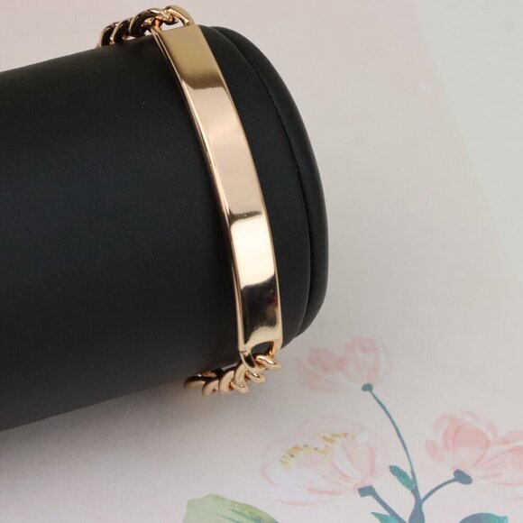 "Minimalist Rose Gold Bracelet with Polished Plate Accent, XPBL1080 - Picture 4 of 12